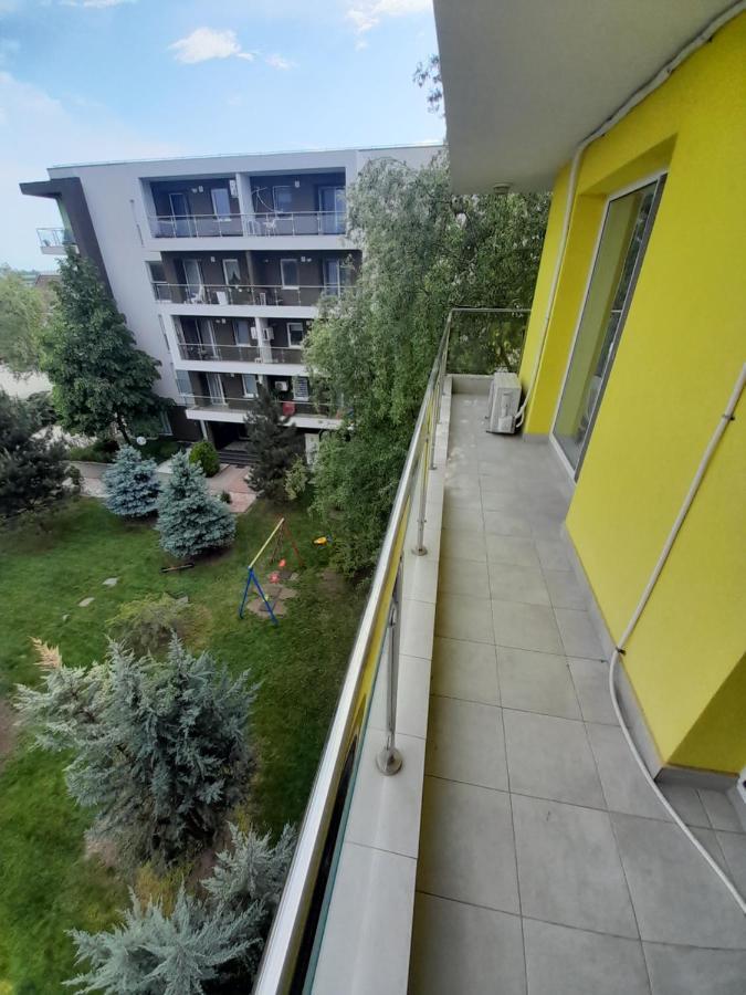 Airplane Residence 1 Otopeni Exterior foto