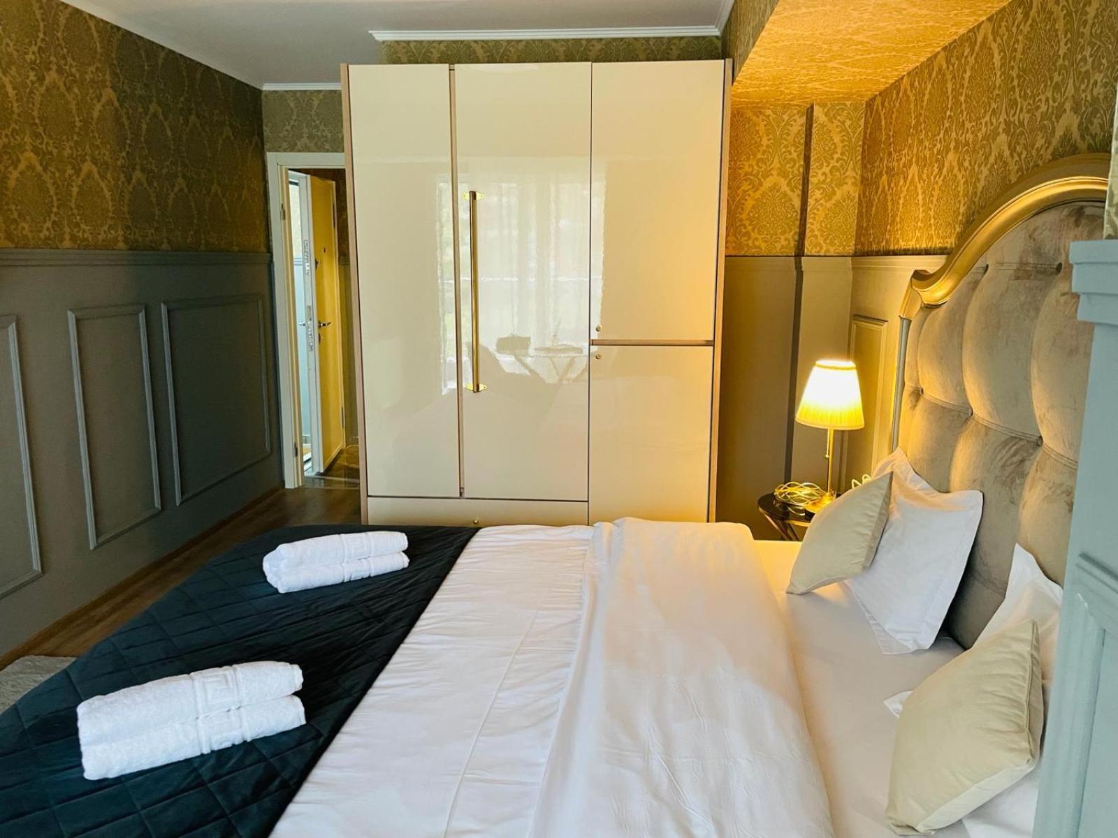 Airplane Residence 1 Otopeni Exterior foto